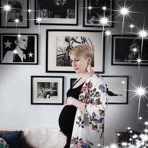 Meet your Posher, Courtney